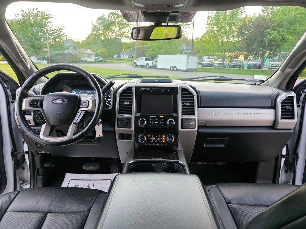 Ford F-250 SD Lariat Crew Cab 4WD 2020