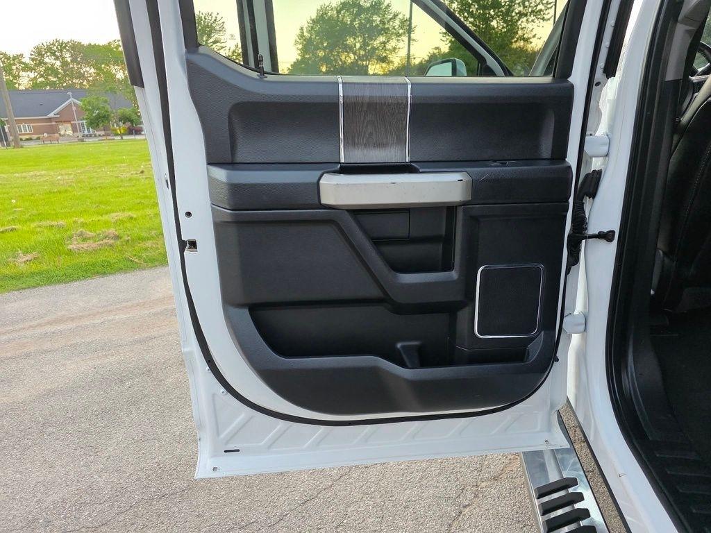 Ford F-250 SD Lariat Crew Cab 4WD 2020