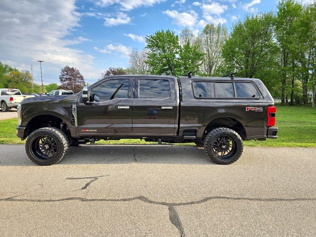 Ford F-350 SD Limited Crew Cab Long Box 4WD 2024