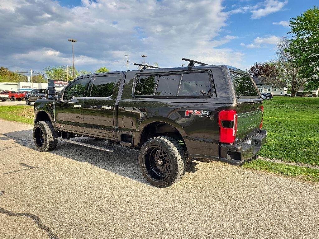 Ford F-350 SD Limited Crew Cab Long Box 4WD 2024