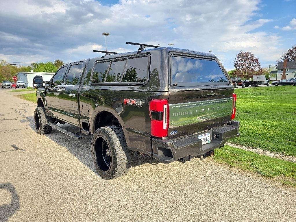 Ford F-350 SD Limited Crew Cab Long Box 4WD 2024