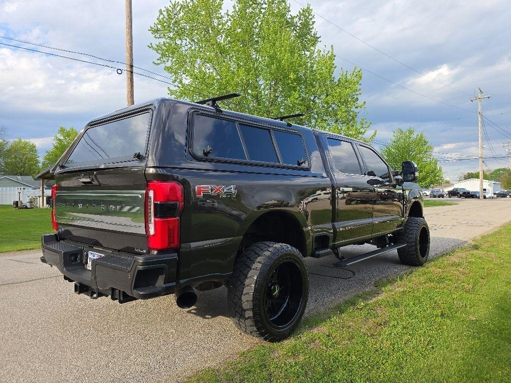 Ford F-350 SD Limited Crew Cab Long Box 4WD 2024