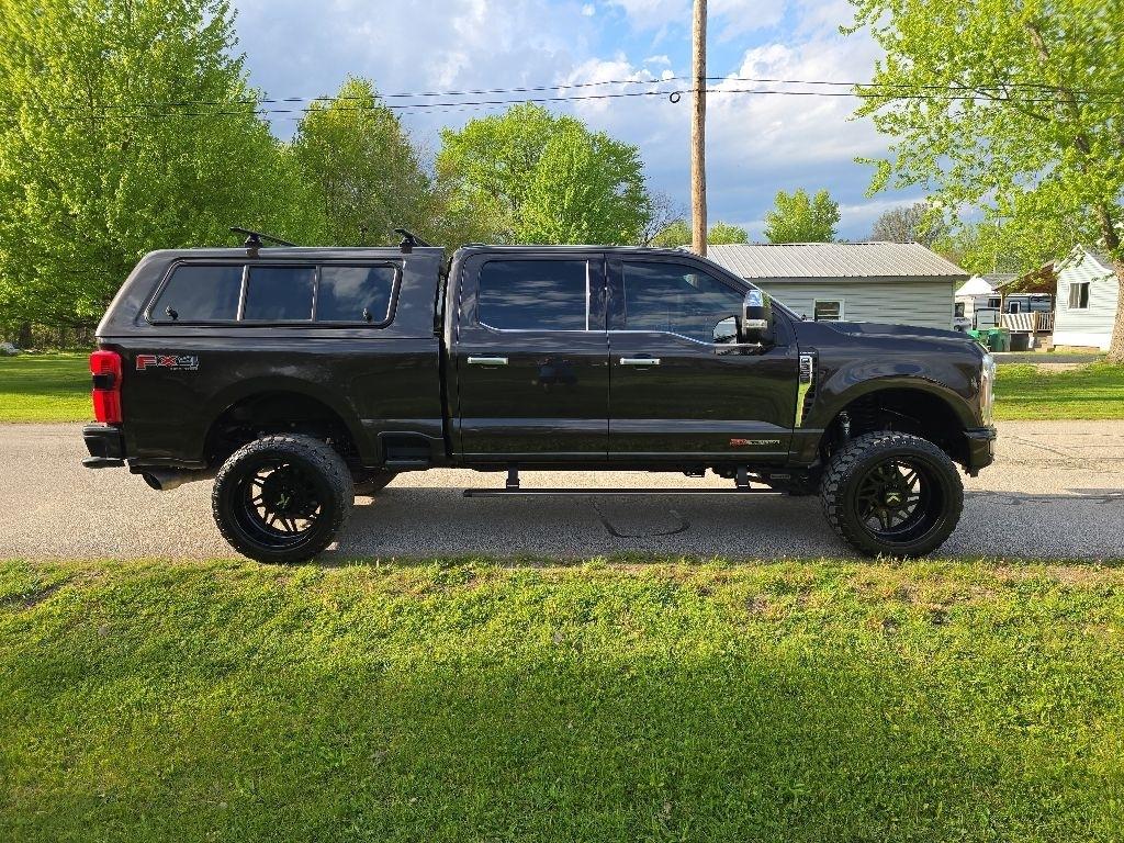 Ford F-350 SD Limited Crew Cab Long Box 4WD 2024
