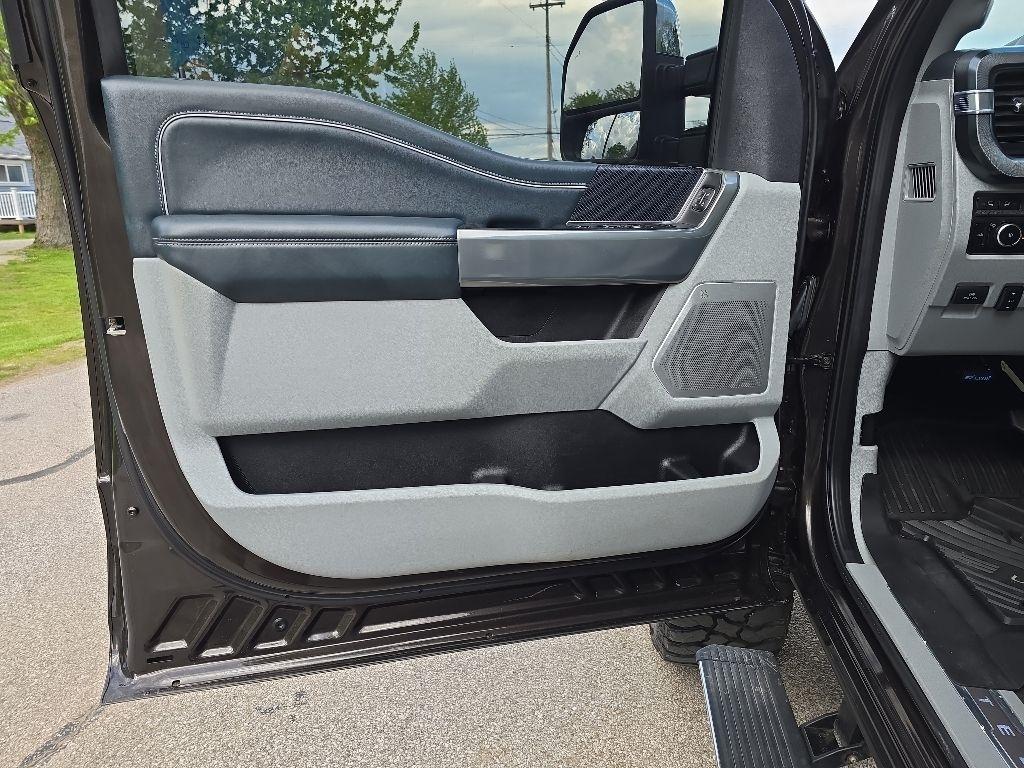 Ford F-350 SD Limited Crew Cab Long Box 4WD 2024