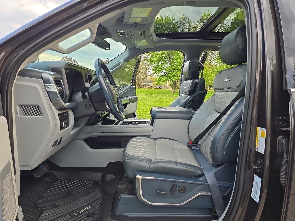Ford F-350 SD Limited Crew Cab Long Box 4WD 2024