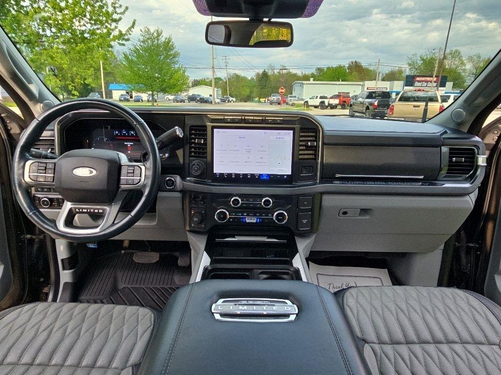 Ford F-350 SD Limited Crew Cab Long Box 4WD 2024