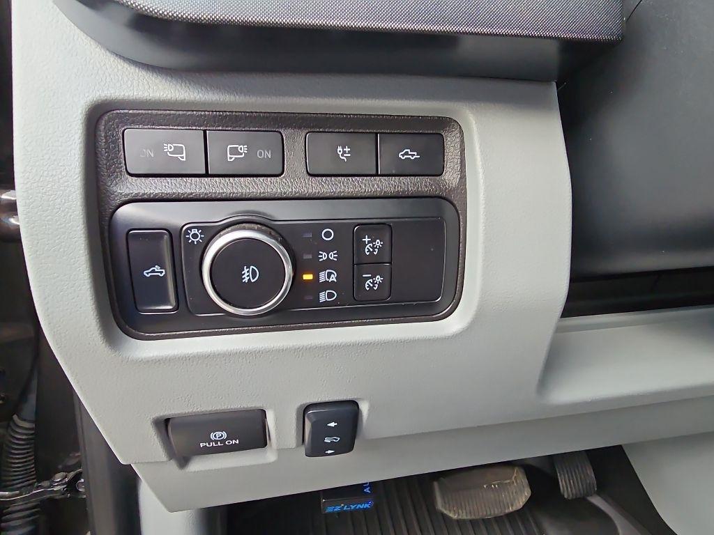 Ford F-350 SD Limited Crew Cab Long Box 4WD 2024