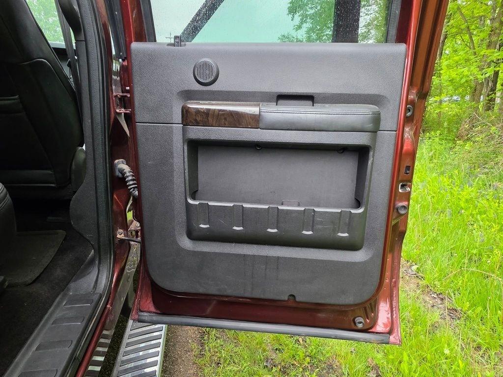 Ford F-350 SD King Ranch Crew Cab 4WD 2015