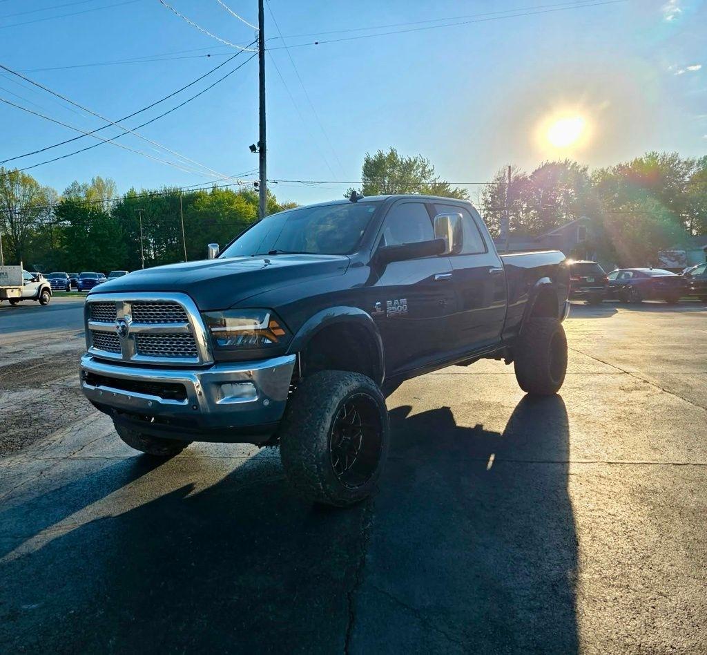 2016 RAM 2500 Laramie 4X4 Crew Cab SWB's photo