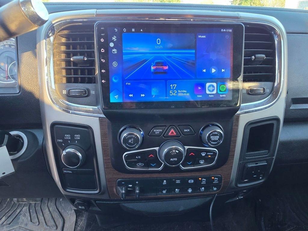 RAM 2500 Laramie Crew Cab SWB 4WD 2016