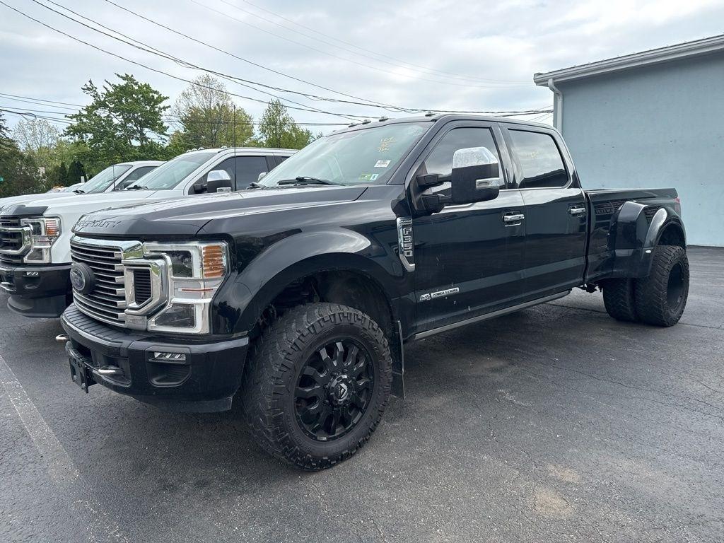 Ford F-350 SD Platinum Crew Cab Long Box 4WD DRW 2022