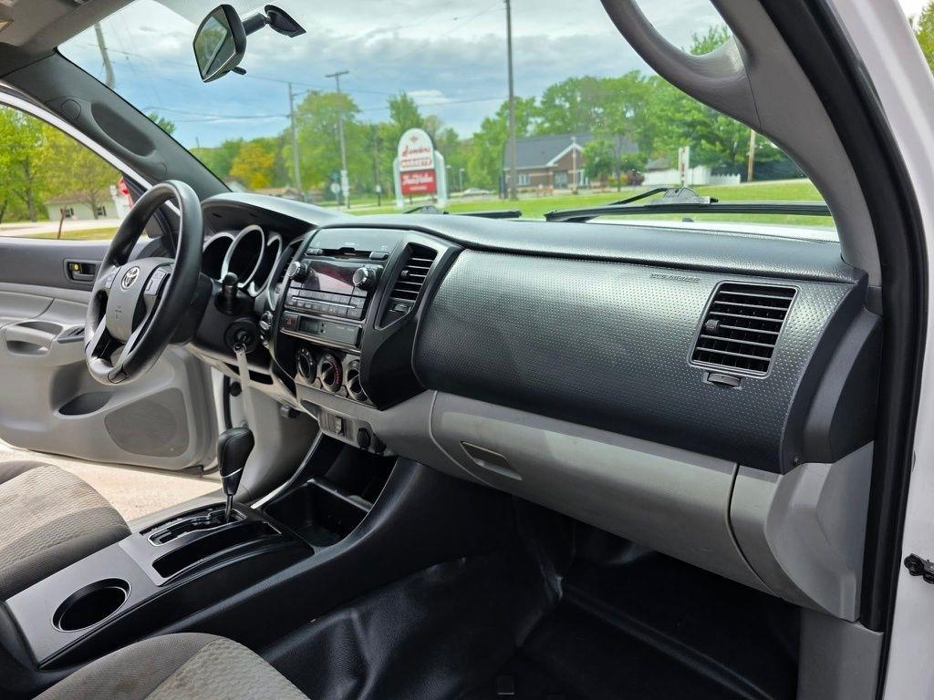 Toyota Tacoma Double Cab V6 4WD 2012