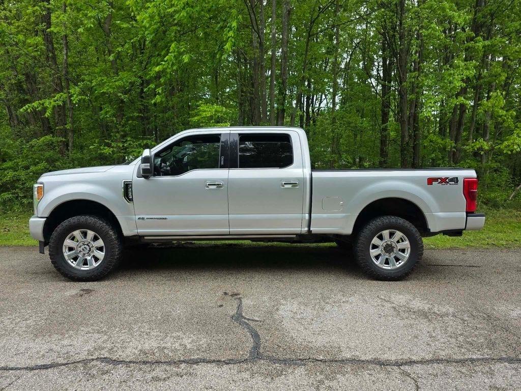Ford F-250 SD King Ranch Crew Cab 4WD 2018
