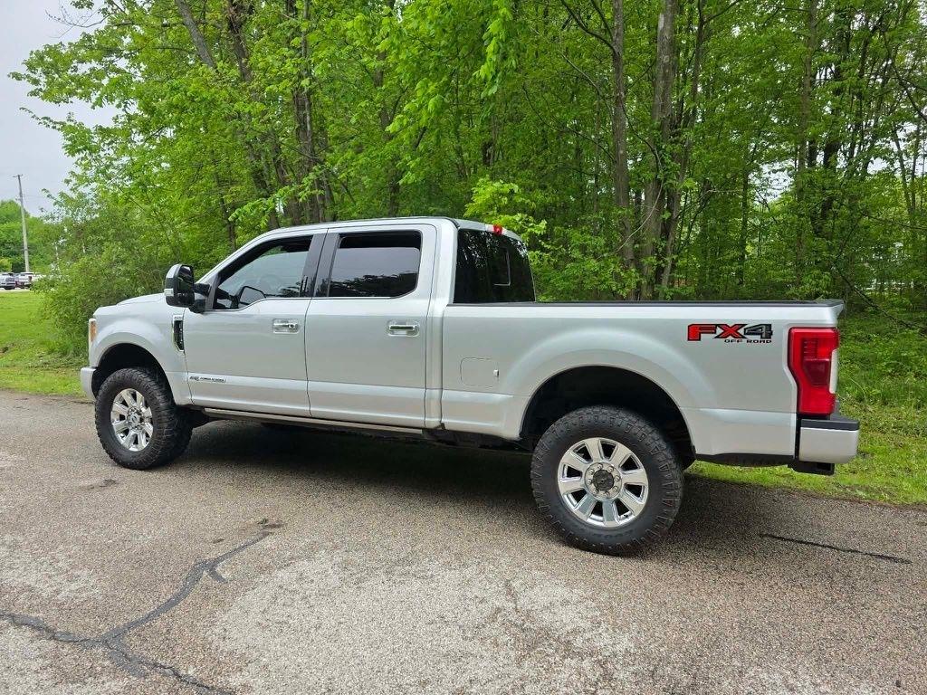 Ford F-250 SD King Ranch Crew Cab 4WD 2018