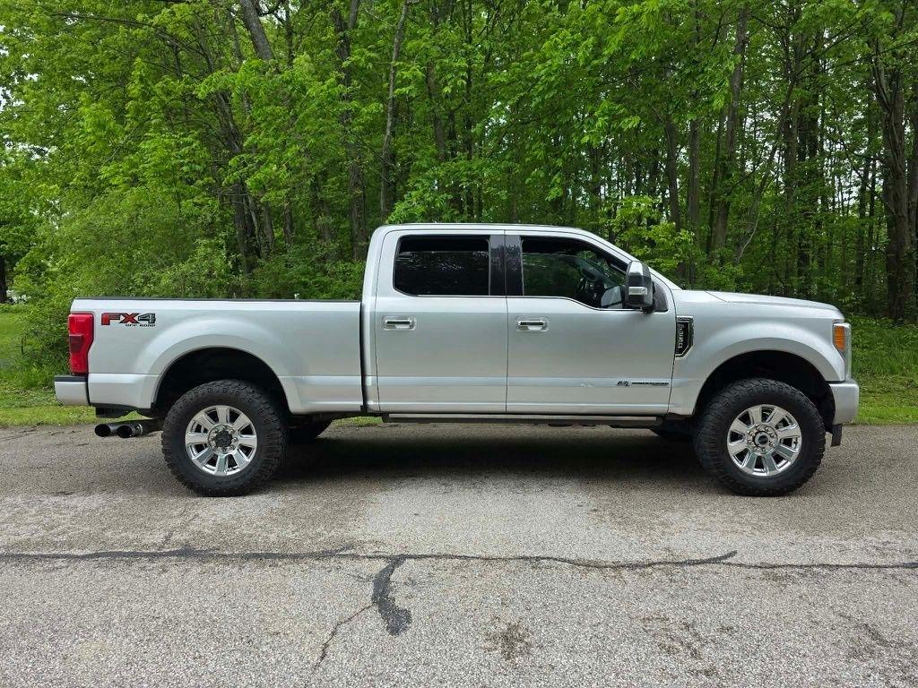 Ford F-250 SD King Ranch Crew Cab 4WD 2018