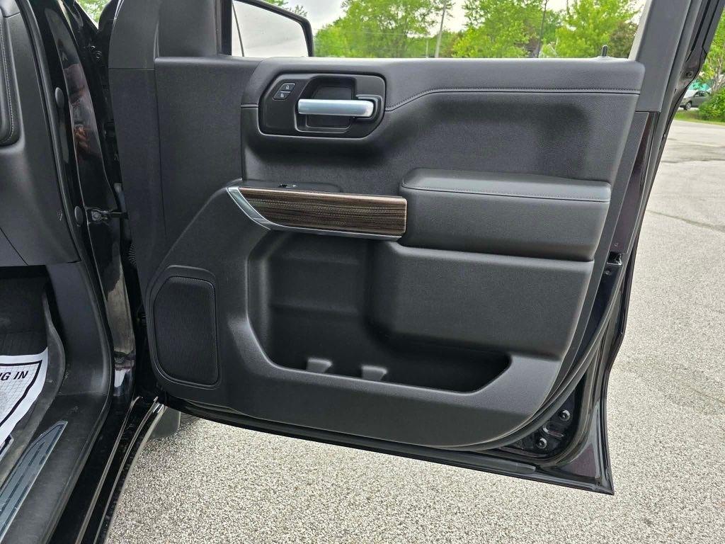 Chevrolet Silverado 1500 RST Crew Cab 4WD 2021