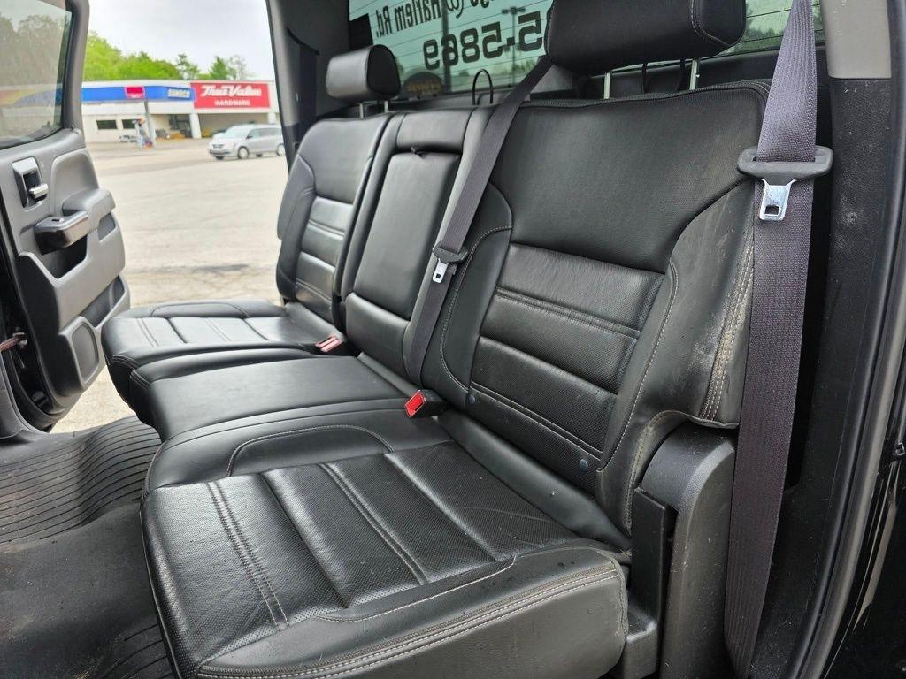 GMC Sierra 2500HD Denali Crew Cab 4WD 2015
