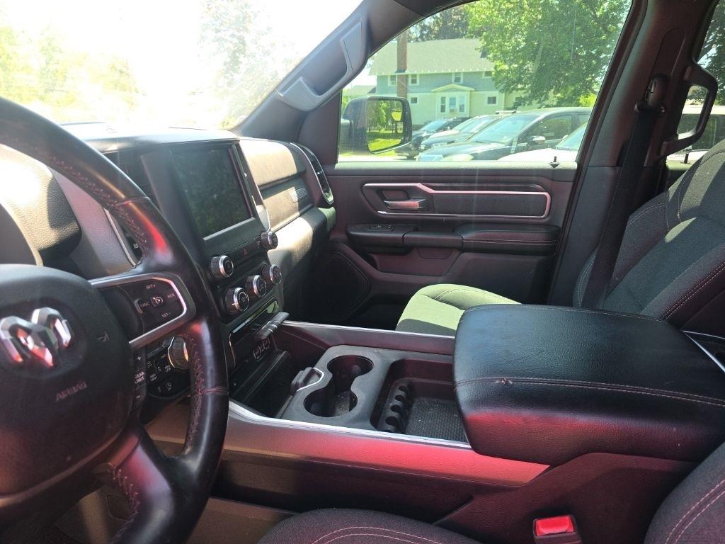 RAM 1500 Big Horn Crew Cab SWB 4WD 2019
