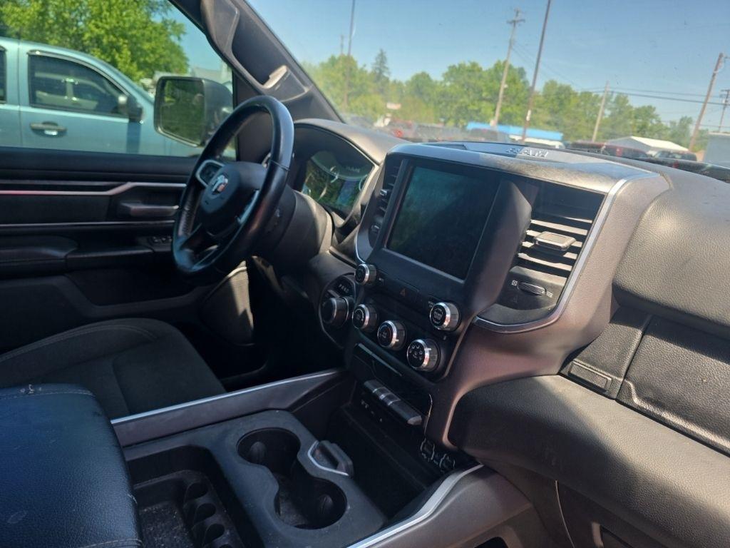 RAM 1500 Big Horn Crew Cab SWB 4WD 2019