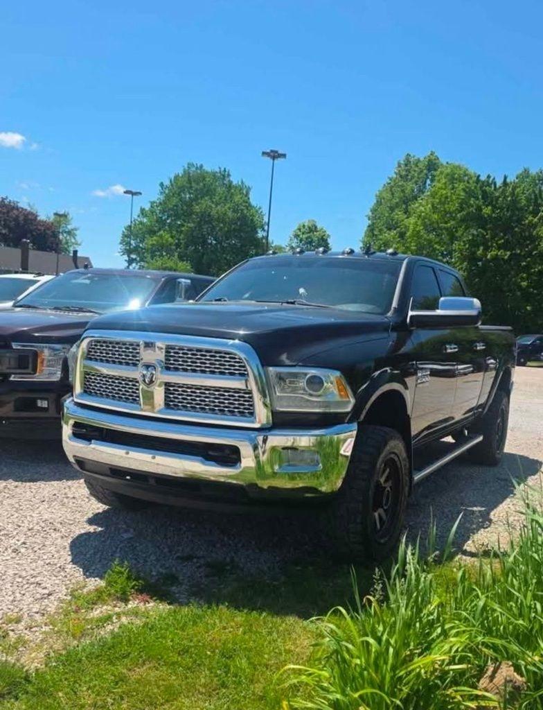 RAM 2500 Laramie Crew Cab SWB 4WD 2013