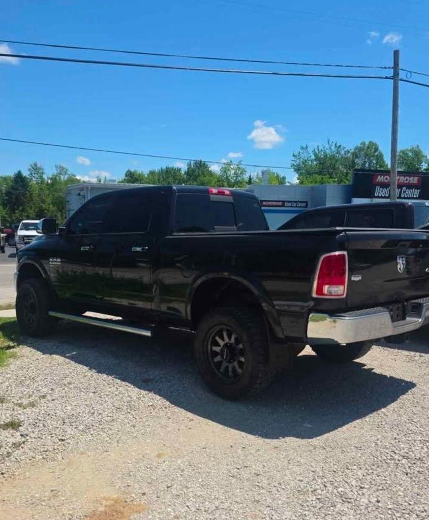 RAM 2500 Laramie Crew Cab SWB 4WD 2013