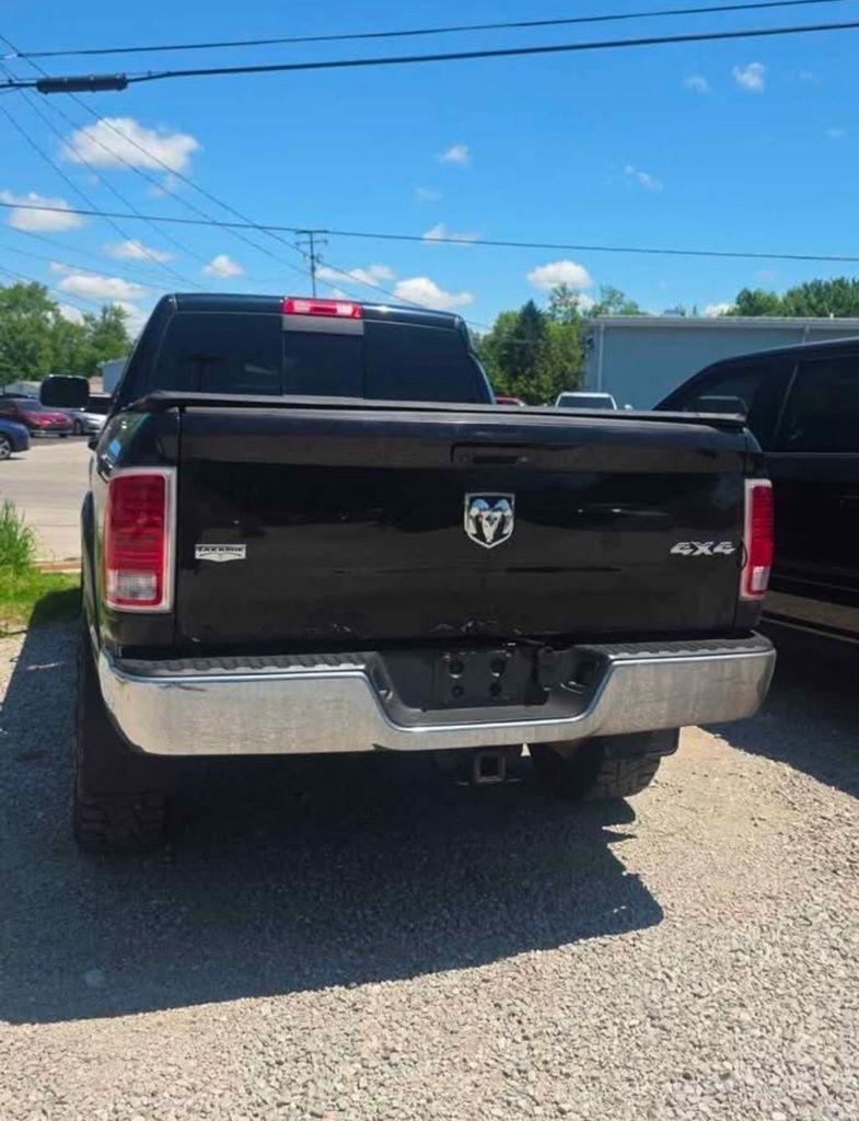 RAM 2500 Laramie Crew Cab SWB 4WD 2013