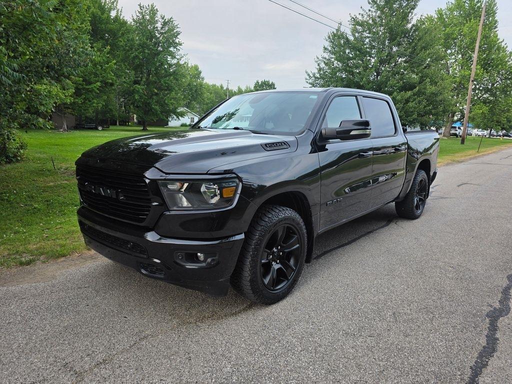 RAM 1500 Big Horn Crew Cab SWB 4WD 2020