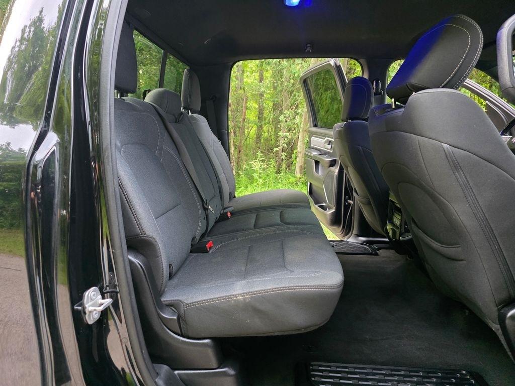 RAM 1500 Big Horn Crew Cab SWB 4WD 2020