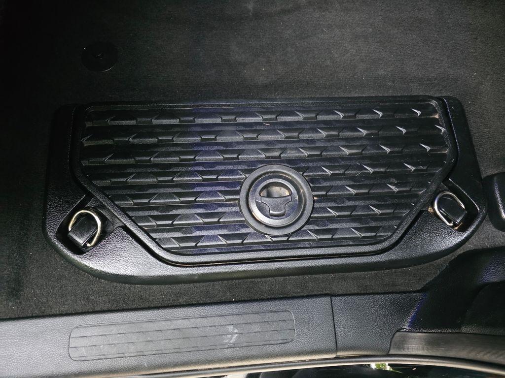 RAM 1500 Big Horn Crew Cab SWB 4WD 2020