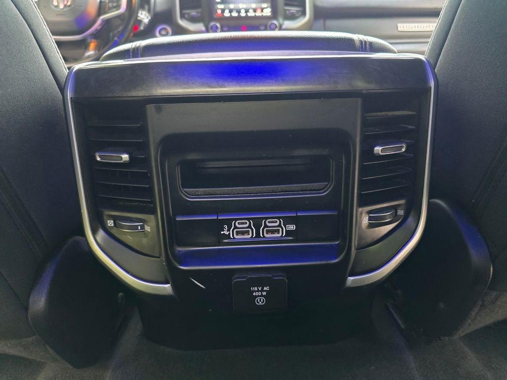 RAM 1500 Big Horn Crew Cab SWB 4WD 2020