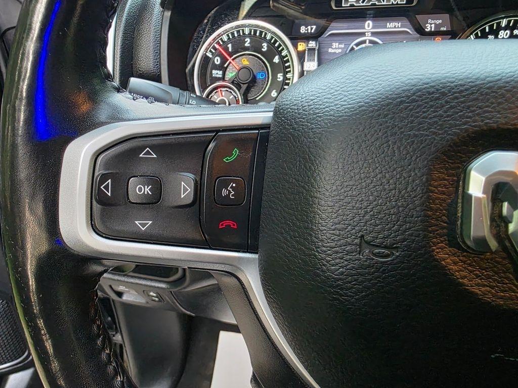 RAM 1500 Big Horn Crew Cab SWB 4WD 2020