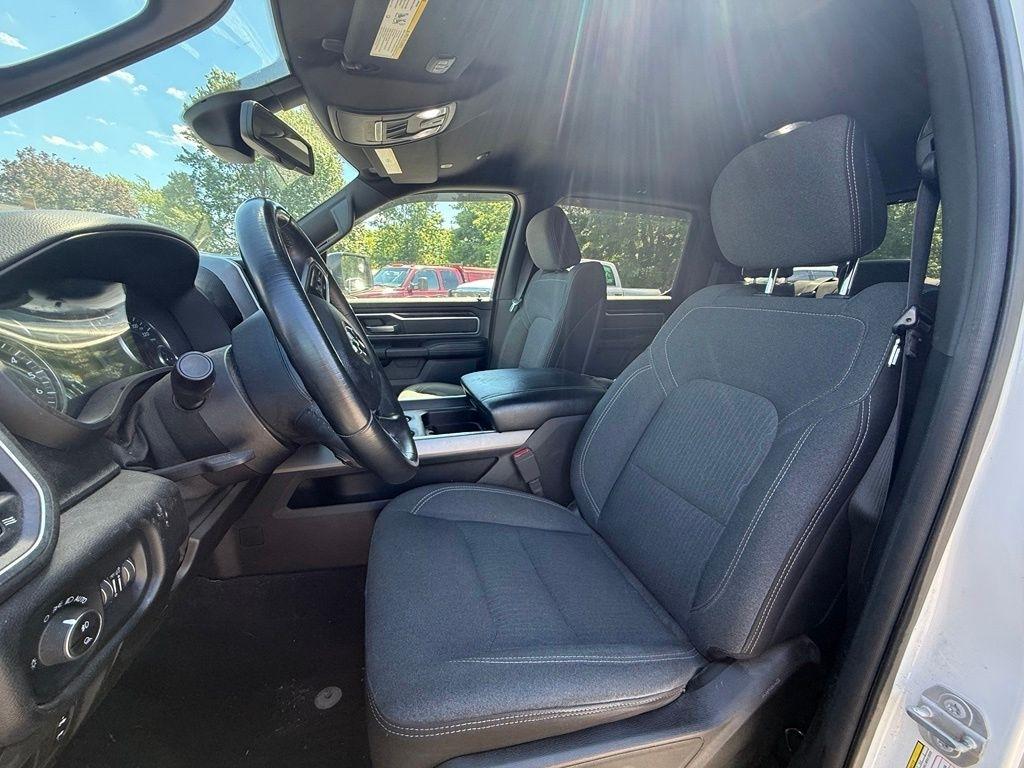 RAM 1500 Big Horn Crew Cab SWB 4WD 2019