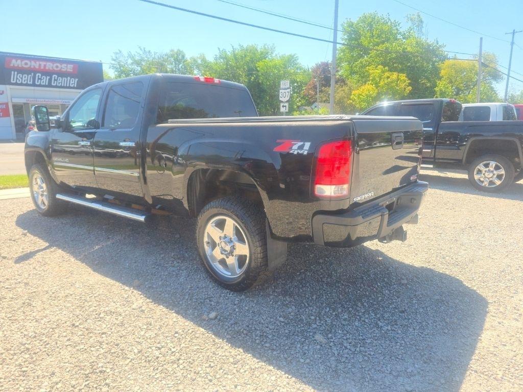GMC Sierra 2500HD Denali Crew Cab 4WD 2014
