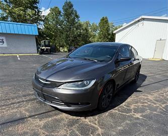 2015 Chrysler 200 S
