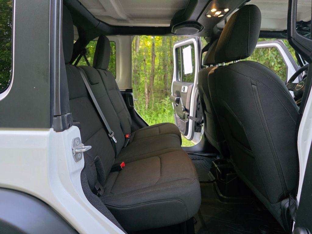 Jeep Wrangler Unlimited Willys Sport 2021