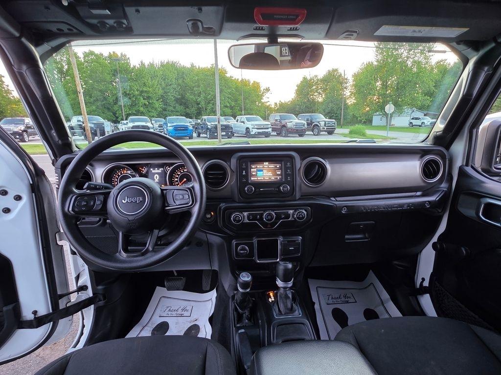 Jeep Wrangler Unlimited Willys Sport 2021