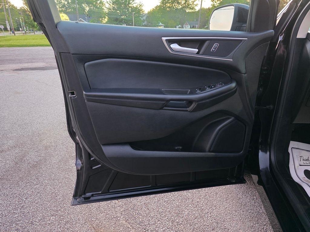 Ford Edge SEL AWD 2022