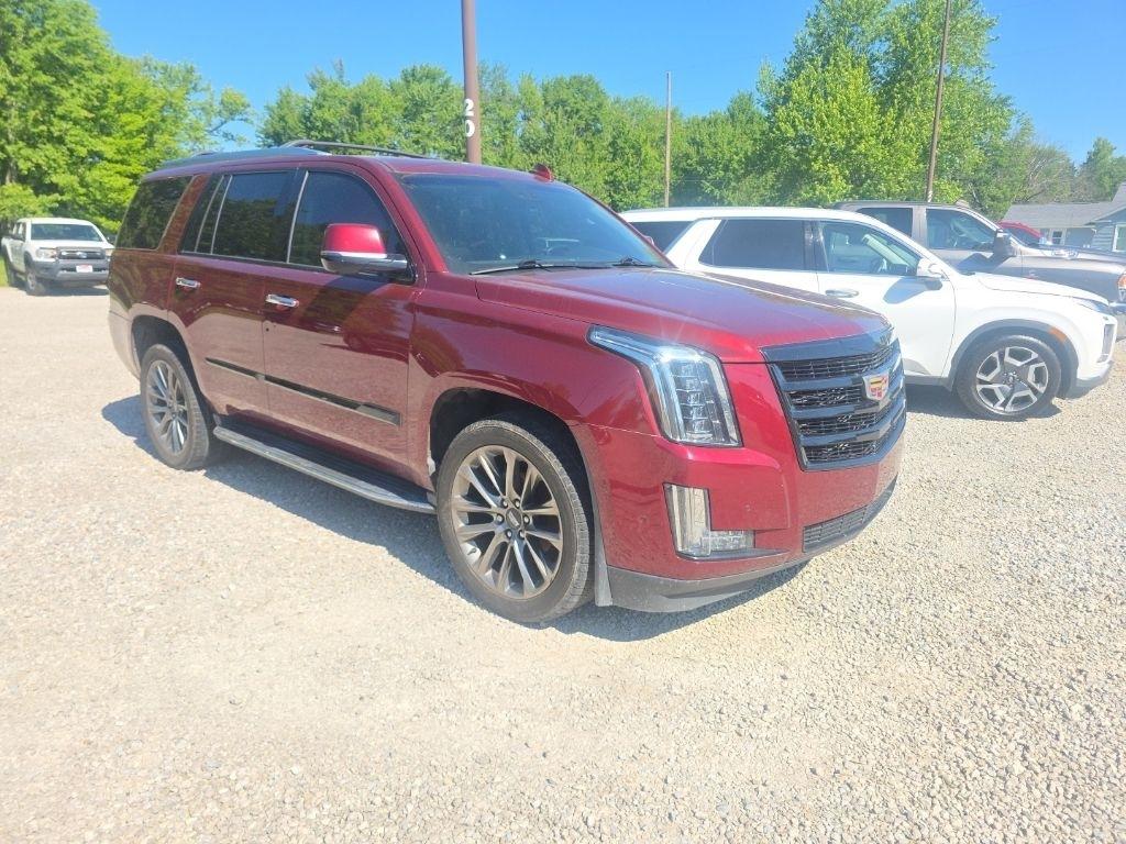 Cadillac Escalade Luxury 4WD 2019