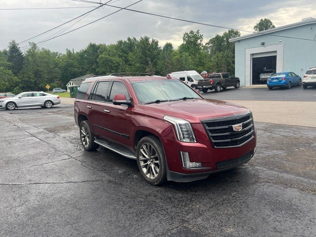 Cadillac Escalade Luxury 4WD 2019