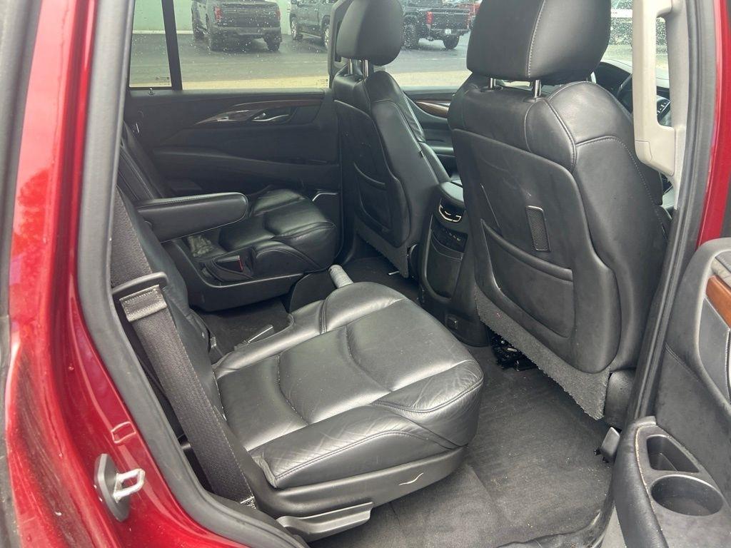 Cadillac Escalade Luxury 4WD 2019