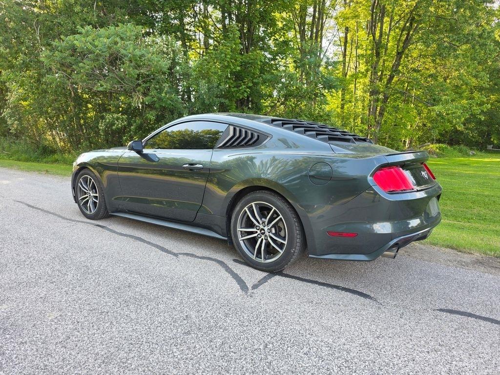 Ford Mustang EcoBoost Coupe 2016