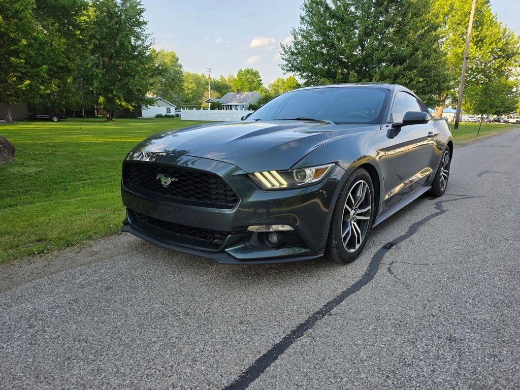 Ford Mustang EcoBoost Coupe 2016