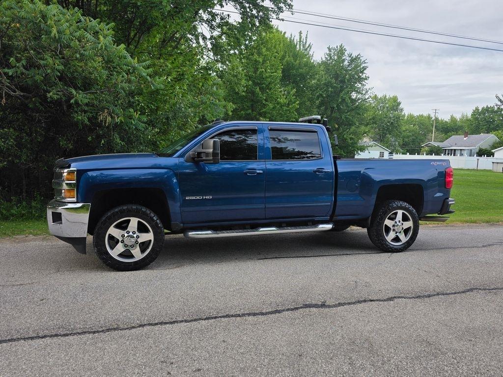 Chevrolet Silverado 2500HD LT Crew Cab 4WD 2016