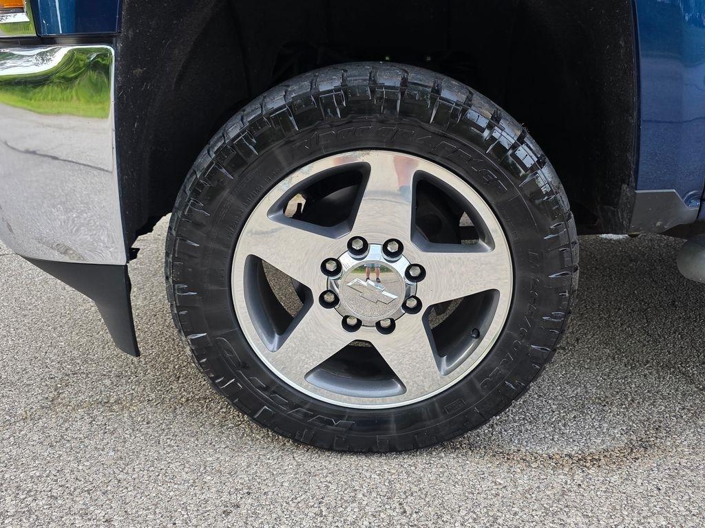 Chevrolet Silverado 2500HD LT Crew Cab 4WD 2016