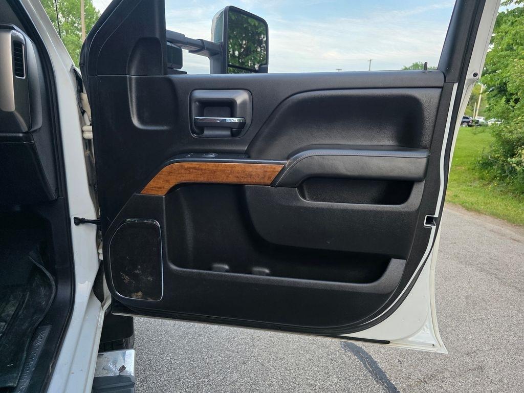 Chevrolet Silverado 3500HD High Country Crew Cab 4WD 2019