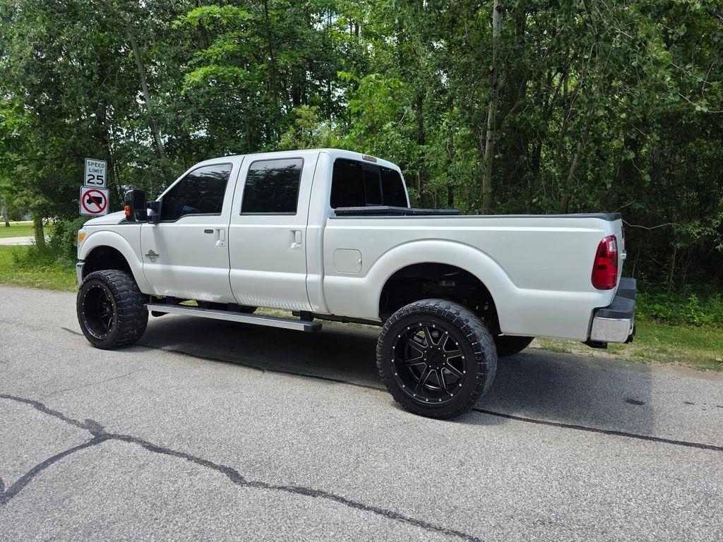 Ford F-250 SD Lariat Crew Cab 4WD 2015