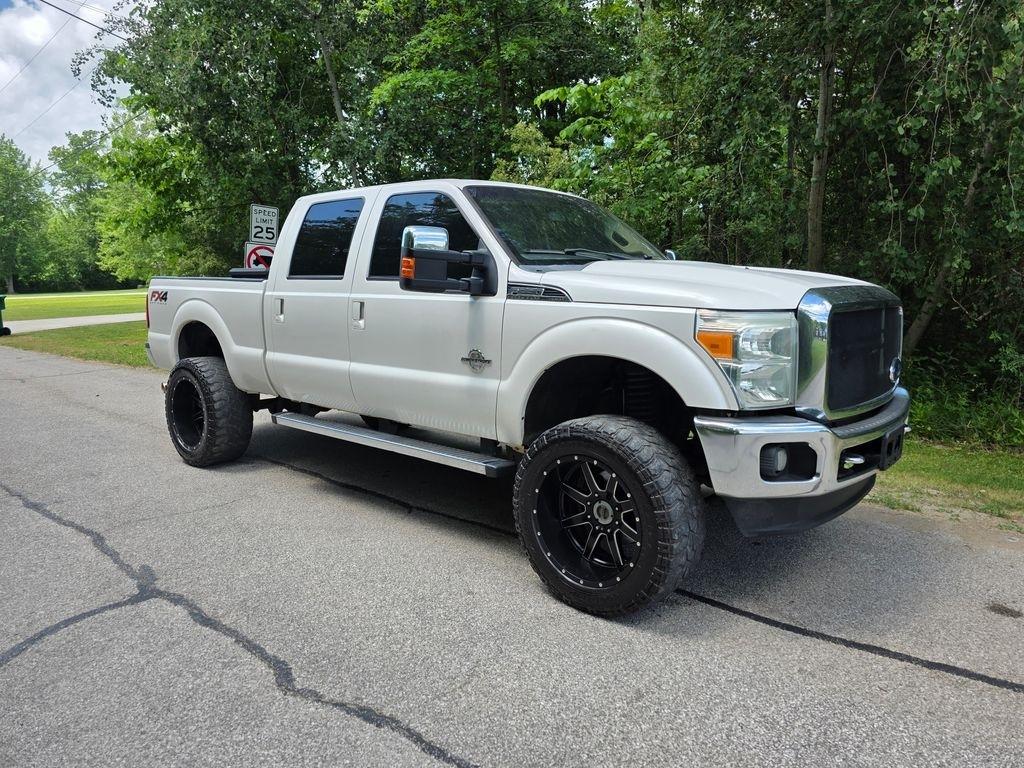 Ford F-250 SD Lariat Crew Cab 4WD 2015