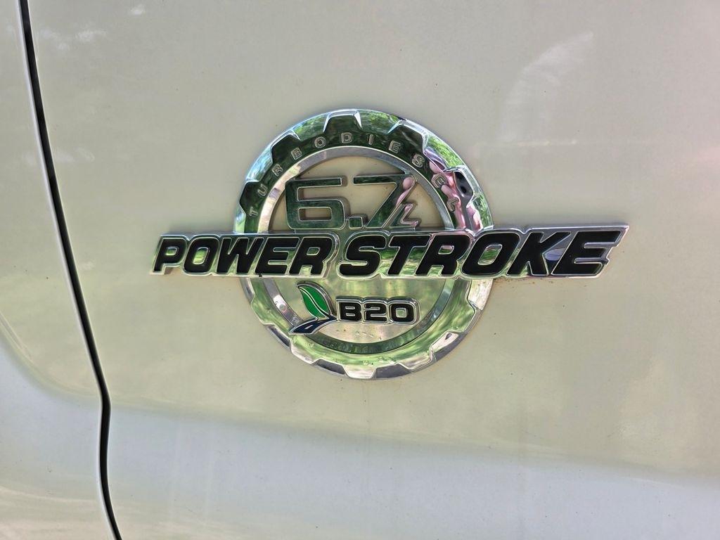 Ford F-250 SD Lariat Crew Cab 4WD 2015