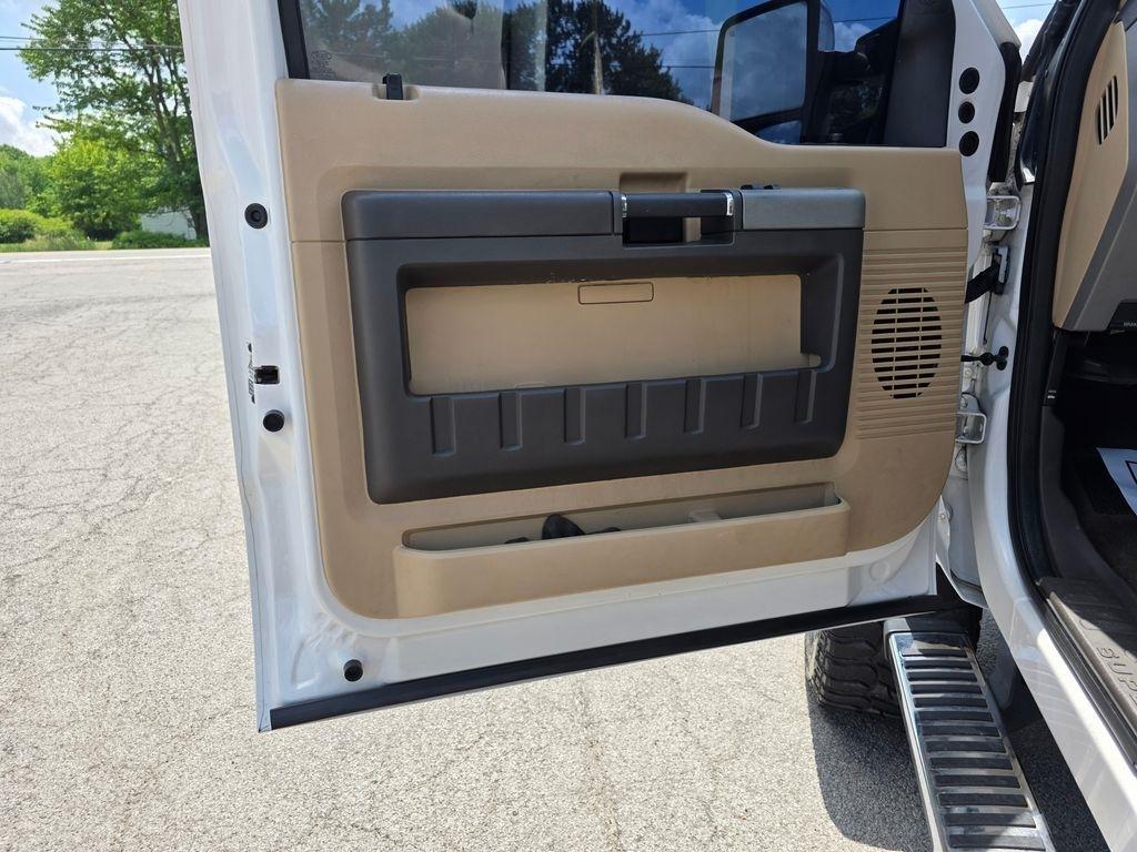 Ford F-250 SD Lariat Crew Cab 4WD 2015