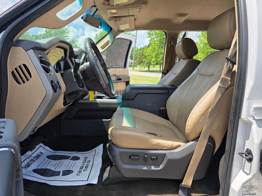 Ford F-250 SD Lariat Crew Cab 4WD 2015